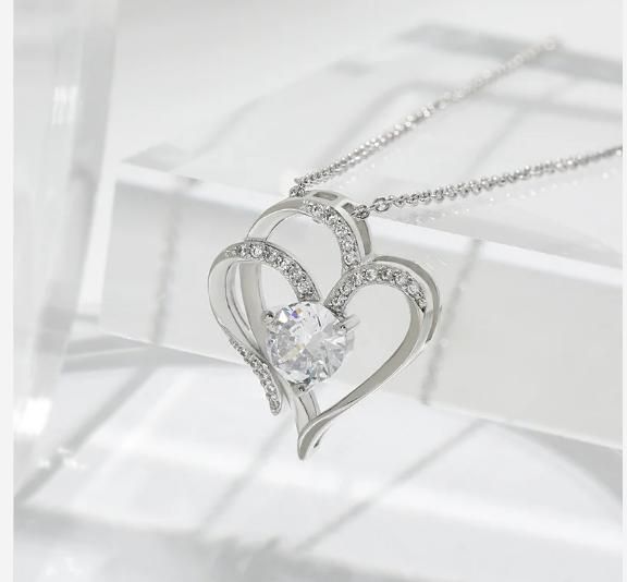 New Design Heart Necklace Heart Shaped White Round Zircon Necklace